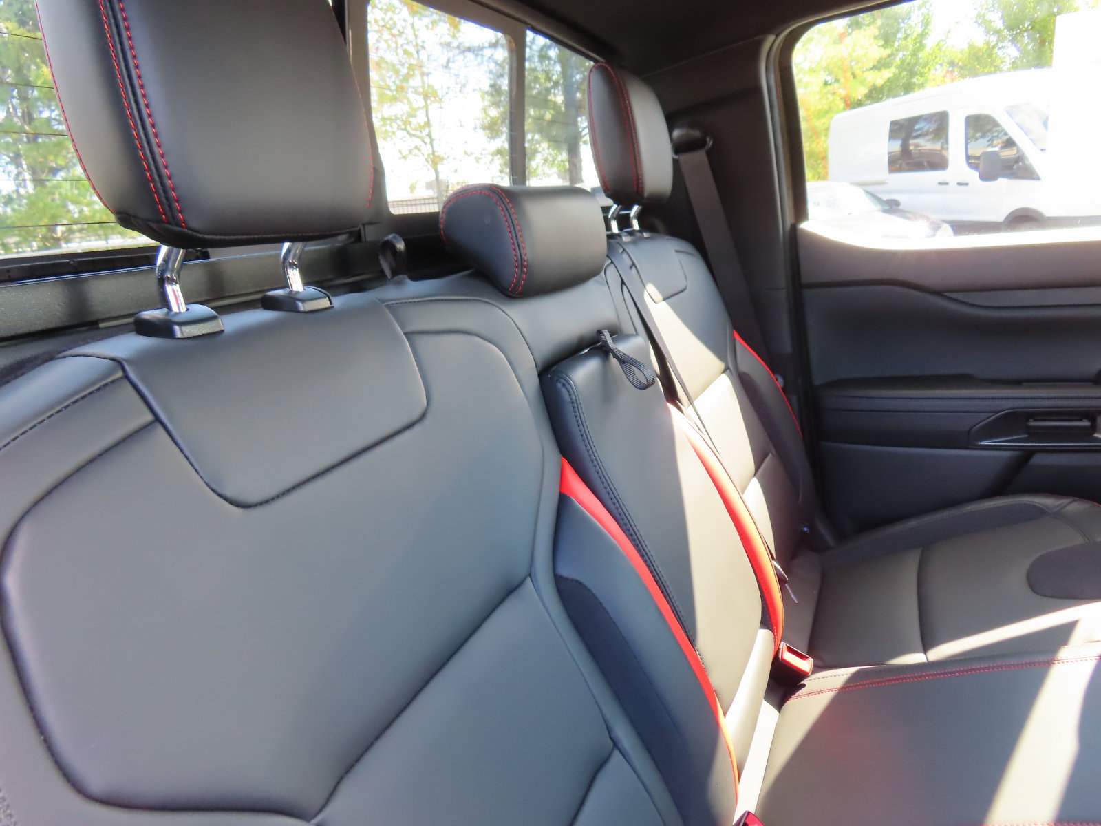 Certified 2026 Ford Ranger Raptor AWD/4WD image 38