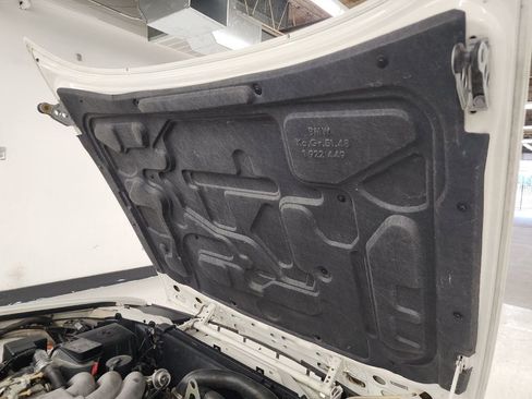 Used 1987 BMW 325i Convertible image 45