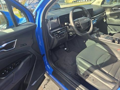 New 2026 Kia Sportage SX image 4