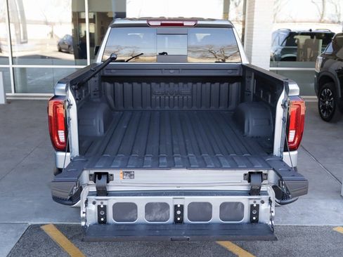 Used 2024 GMC Sierra 1500 SLT w/ SLT Premium Plus Package image 30