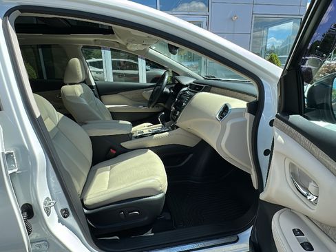 Used 2024 Nissan Murano SL AWD/4WD image 26
