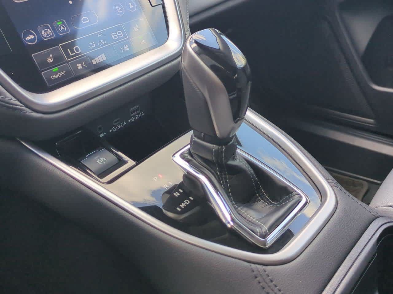 Certified 2024 Subaru Outback Premium AWD/4WD image 21