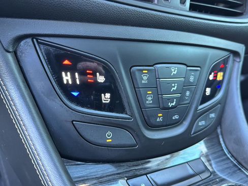 Used 2017 Buick Envision Premium w/ Driver Confidence Package image 23