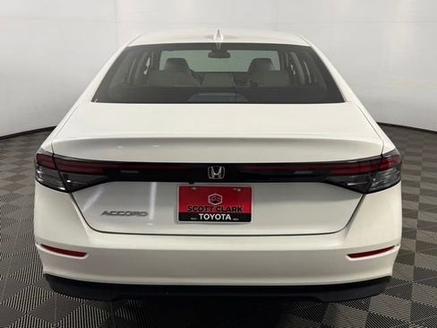 Used 2023 Honda Accord EX image 33
