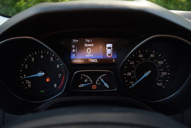 Used 2016 Ford Focus SE FWD image 3