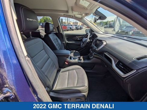 Used 2022 GMC Terrain Denali w/ LPO, Floor Liner Package AWD/4WD image 37