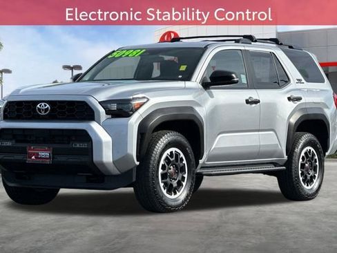 Used 2025 Toyota 4Runner TRD Off-Road image 10