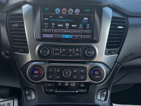 Used 2017 Chevrolet Suburban Premier image 22