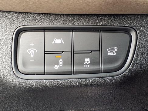 Used 2019 Hyundai Santa Fe SEL image 30