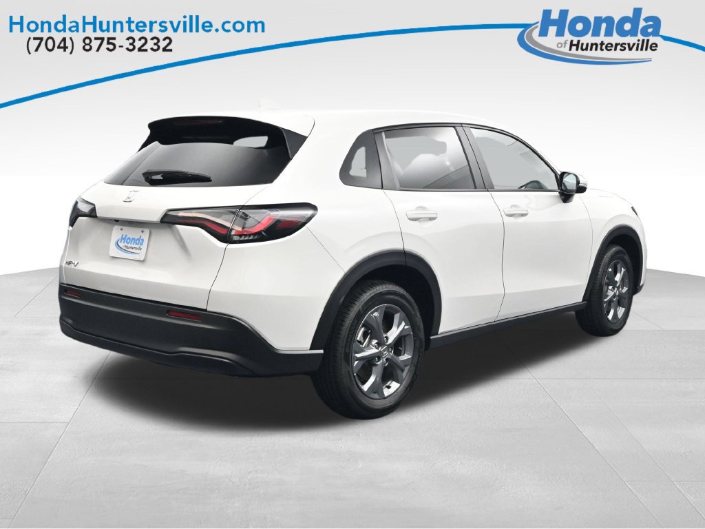 Certified 2026 Honda HR-V LX image 8