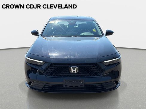 Used 2025 Honda Accord EX-L image 9