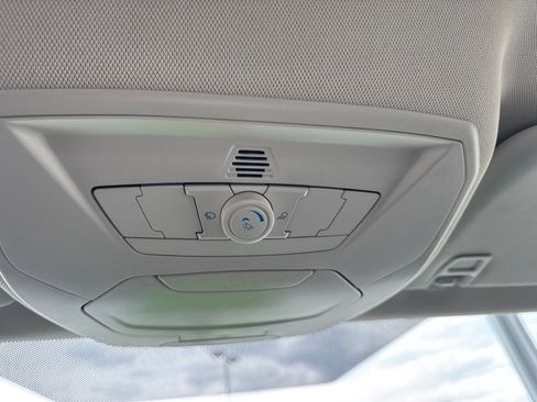 Used 2014 Ford Focus Titanium FWD image 26