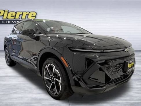 New 2026 Chevrolet Equinox EV LT image 6