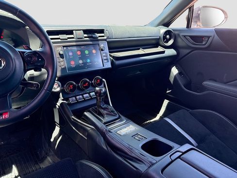 Used 2025 Toyota GR86 Premium w/ ALL Weather Mat Package (TMS) RWD image 22