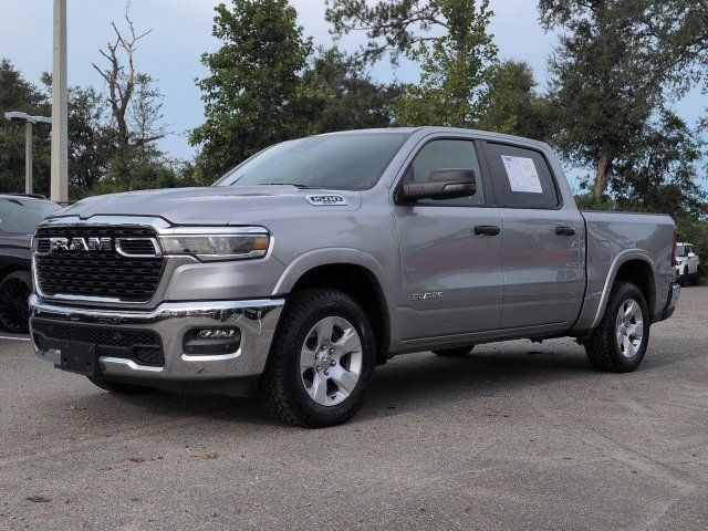 Used 2025 RAM 1500 Big Horn AWD/4WD image 2