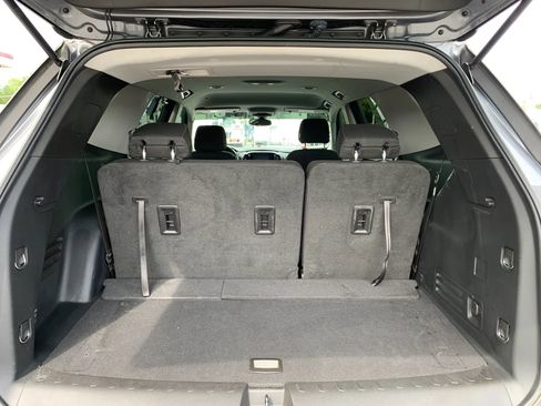 Used 2020 Chevrolet Traverse LS AWD/4WD image 31