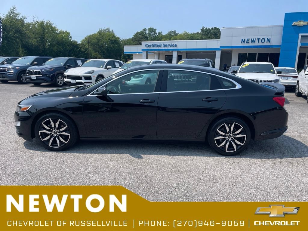 Used 2025 Chevrolet Malibu RS FWD image 35