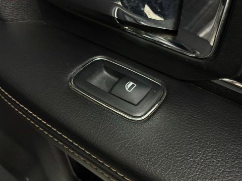 Used 2018 RAM 2500 Laramie image 30