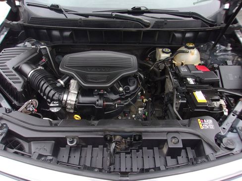 Used 2018 Cadillac XT5 AWD image 24