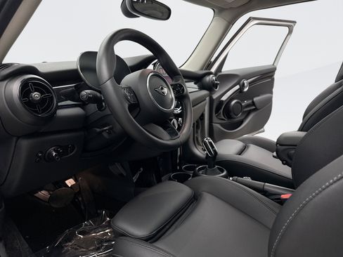 Used 2023 MINI Cooper S image 10