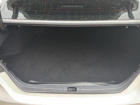Used 2020 Toyota Camry XSE FWD image 16