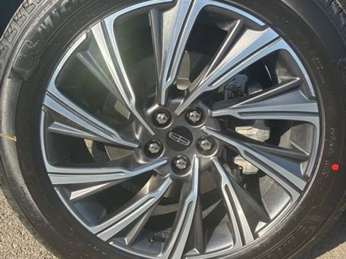 New 2026 Lincoln Aviator AWD image 10