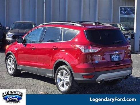 Used 2014 Ford Escape SE w/ Equipment Group 201A image 2