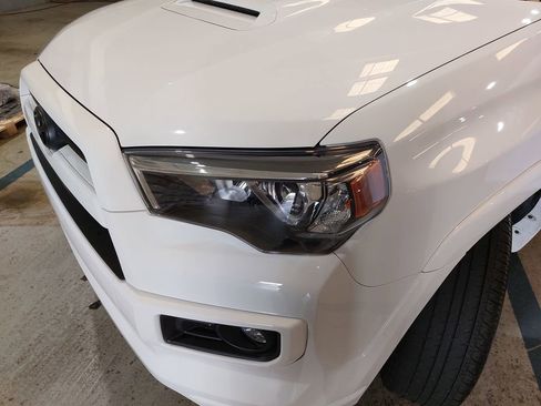 Used 2022 Toyota 4Runner TRD Sport w/ Technology Package RWD image 33