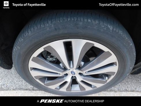 Used 2022 Subaru Ascent Limited w/ Technology Package image 8