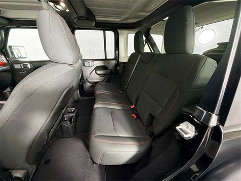 Used 2023 Jeep Wrangler Unlimited Rubicon w/ Cold Weather Group image 25