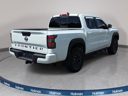Used 2022 Nissan Frontier PRO-4X w/ Technology Package AWD/4WD image 5