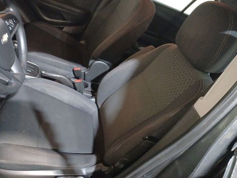 Used 2020 Chevrolet Trax LS image 13