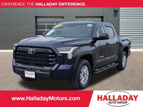 Used 2025 Toyota Tundra SR5 w/ SR5 Convenience Package AWD/4WD image 1