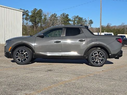 Used 2023 Hyundai Santa Cruz SEL image 2