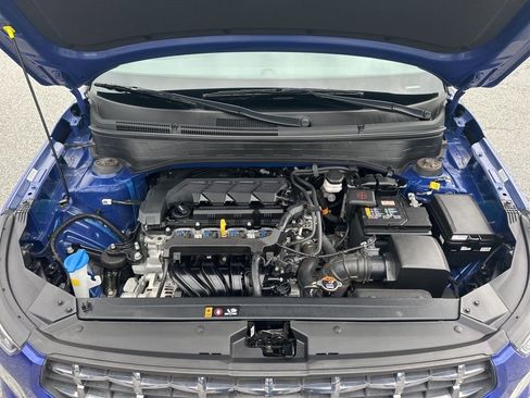 Used 2024 Hyundai Venue SEL image 30