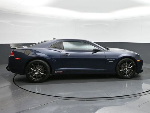 Used 2015 Chevrolet Camaro SS w/ Rear Vision Package image 8