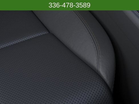 New 2026 Lincoln Aviator 2WD w/ Jet Appearance Package image 16