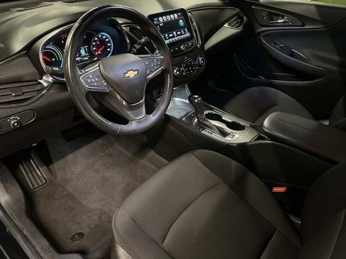 Used 2018 Chevrolet Malibu Hybrid w/ Driver Confidence Package image 12