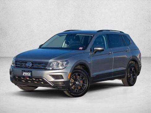Used 2019 Volkswagen Tiguan SE image 1