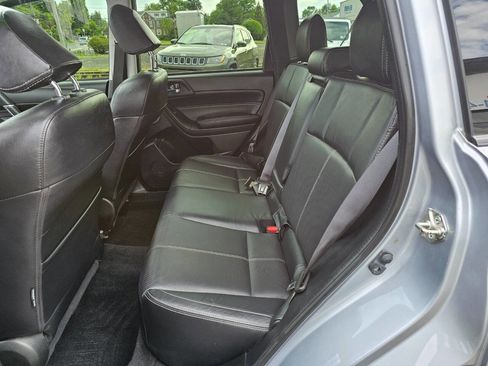 Used 2017 Subaru Forester 2.0XT Touring AWD/4WD image 9