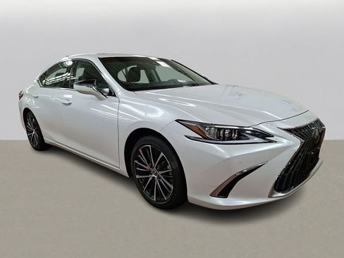 Used 2024 Lexus ES 350 w/ Premium Package image 3