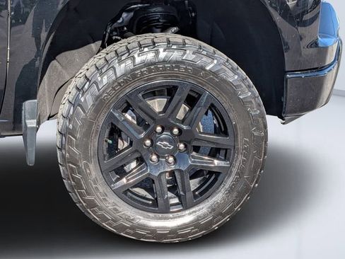 Used 2024 Chevrolet Silverado 1500 LT Trail Boss w/ LT Trail Boss Premium Package image 10