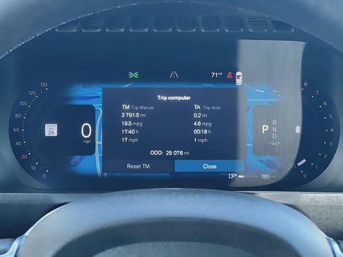 Certified 2023 Volvo XC90 B6 Plus AWD/4WD image 25