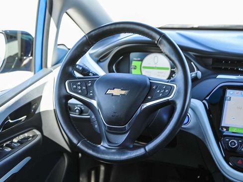 Used 2019 Chevrolet Bolt Premier w/ Infotainment Package image 15