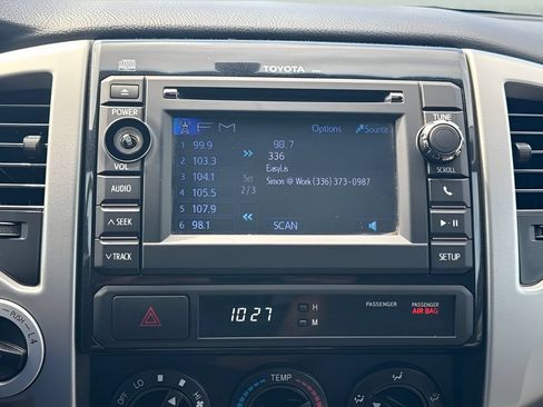 Used 2013 Toyota Tacoma 4x4 Double Cab w/ TRD Off-Road Pkg image 8