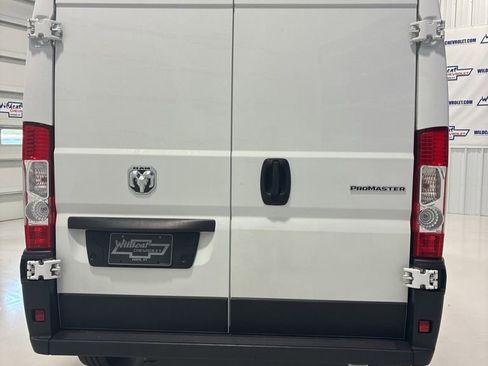 Used 2023 RAM ProMaster 2500 FWD image 7