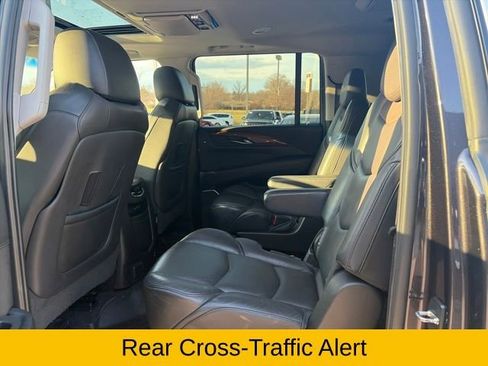 Used 2017 Cadillac Escalade ESV Premium Luxury image 29