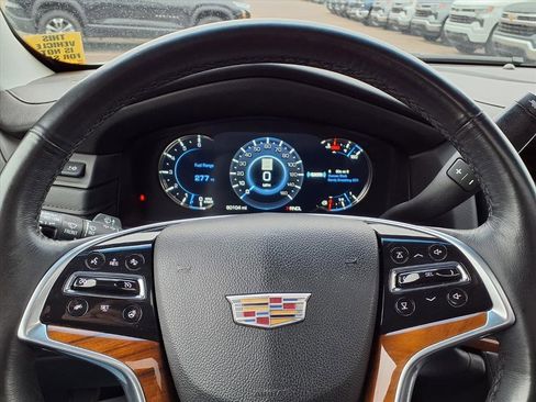 Used 2018 Cadillac Escalade Luxury image 24