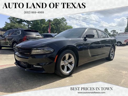 Used 2016 Dodge Charger SXT w/ Navigation & Travel Group RWD image 1