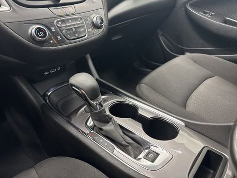 Used 2024 Chevrolet Malibu LT image 19